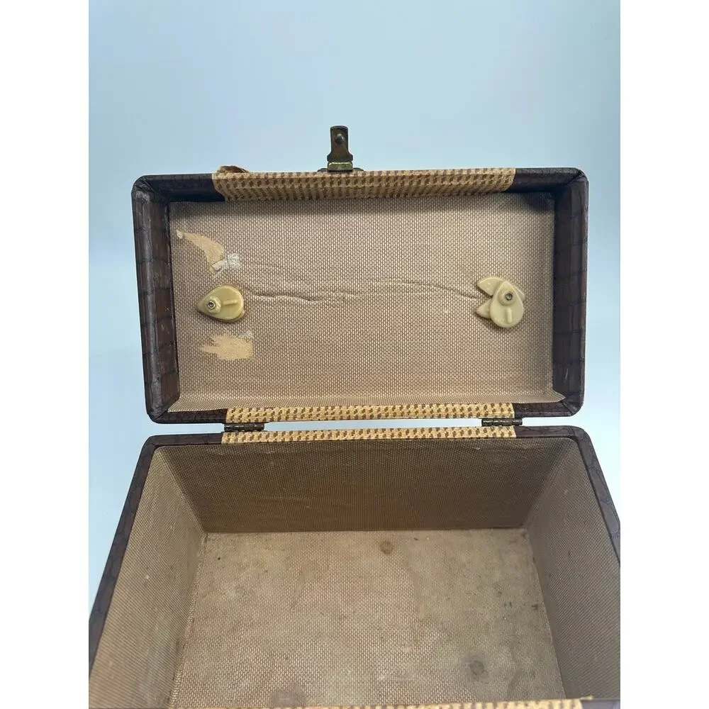 Vintage Gadabout Neevel Train Case Makeup Case Faux Alligator 1940s Brown USA